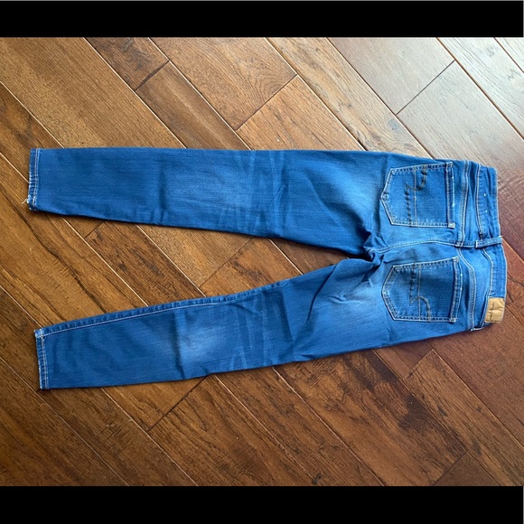 American Eagle Jeans - Picture 2 of 4